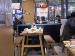大堂-木屋烧烤(万德庄店)