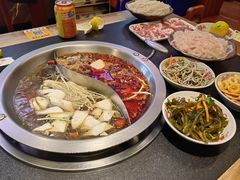 -沸炉重庆老火锅(军事博物馆店)