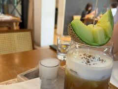 -Mark&Mars Restaurant