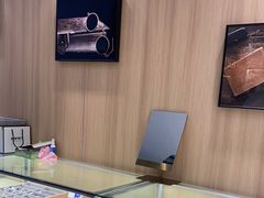 -视野联行眼镜·蔡司·尼康·授权优选门店(青浦宝龙店)