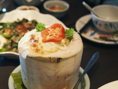 -大头虾越式风味餐厅(光明广场店)