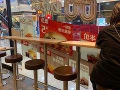 -麦当劳(呼市新华东街店)