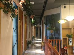 -香山湖家家宴(中山陵店)