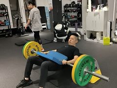 -汗水空间私教健身连锁(SM广场店)