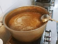 -罗卜李包子羊肉汤