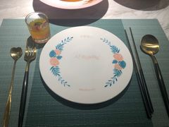 -蜜桃花开·中西融合菜E&W(南长街店)