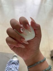 -尤米一站式美甲美睫