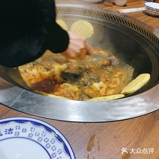 东北铁锅炖鱼(福星苑店)