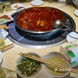 十陵街上还有环境这么好的兔火锅[惊叹]