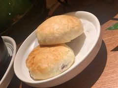 现烤玫瑰鲜花饼-云海肴·汽锅鸡·云南菜(领展购物广场·中关村店)