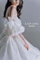 -Lady  Jane高端婚纱礼服馆