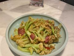 培根虾米煸菜花-港丽餐厅(高德置地店)