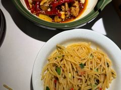 -费大厨辣椒炒肉(高铁吾悦广场店)
