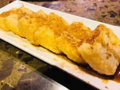 -沪小二炭火蛙锅(淮海中路美食不夜城店)