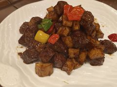 杏鲍菇牛肉粒-吴中欢朋酒店-中餐厅