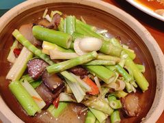 春笋炒腊肉-凤凰山斑鱼馆(恭城店)