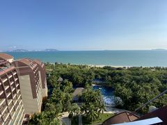 -三亚湾海居铂尔曼度假酒店