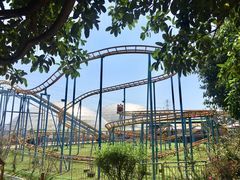 游乐设施-盈香心动乐园