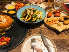 -HIGH FIVE哈福手工汉堡(桂林路店)