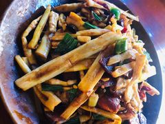 -苗湘食府(十年店)