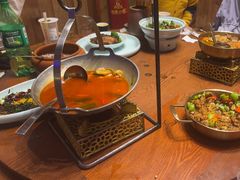 -老滇山寨•云南特色菜•地方菜•民族风情歌舞表演(金碧店)