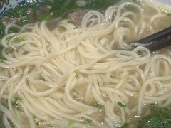 招牌骨汤牛肉面-西部马华清真兰州牛肉面·烧烤夜市(三里河店)