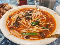 鲜肉小锅米线-桥香园云南过桥米线(金马碧鸡店)