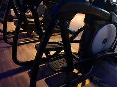 -W FITNESS 威尔仕健身·游泳(老西门新苑店)