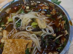 -柳州肥姨妈大骨螺蛳粉(东靖路店)