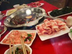 -山城年华老火锅(玉林店)