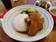 -贯一台湾牛肉面(八一七中路店)