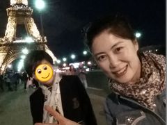 -埃菲尔铁塔