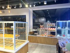 -焙丽拾光(麦凯乐直营店)