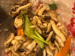 -老六素货(王顶堤店)