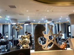 -TOP HAIR SALON