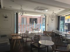 -Cafe de Paris(林荫路店)