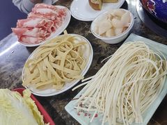 -内蒙古阿拉善冰煮羊.特色铜锅涮牛羊肉(宝安彩虹城二楼连锁品牌直营3店)