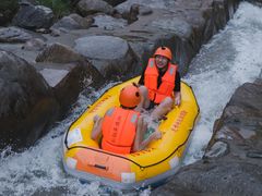 -虎啸峡漂流