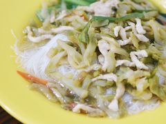 榨菜肉丝米粉-噏耷茶档