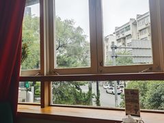 -雕刻时光咖啡馆(南院门店)