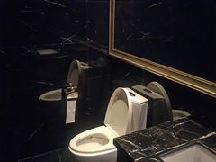 -范特西FANTASY量贩式KTV(民主广场店)