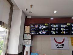 -牛一嘴·兰州牛肉面·大盘鸡(财富中心店)