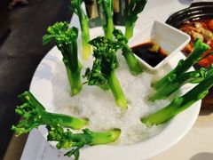 冰镇芥兰-肥仔文澳门猪骨煲(南京西路店)