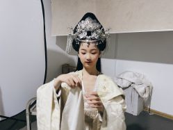 -盘子女人坊古装写真摄影