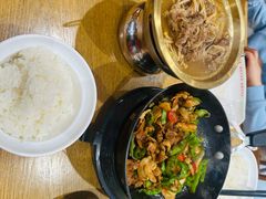 -南城香·饭香串香馄饨香(青年路店)