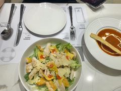 墨西哥玉米片鸡肉混合坚果沙拉-Deer Park鹿园西餐(仁恒置地广场店)