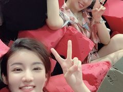 -嘿哟动霸CHUA·新潮玩运动娱乐中心·蹦床滑冰团建乐园