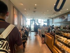 -星巴克(青岛火车北站候车大厅店)