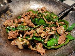 -费大厨辣椒炒肉(高铁吾悦广场店)