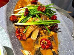 外婆秘制鱼头泡饼-小城外婆肴私房菜.家宴聚集点(圆明园颐和园·清河上地店)